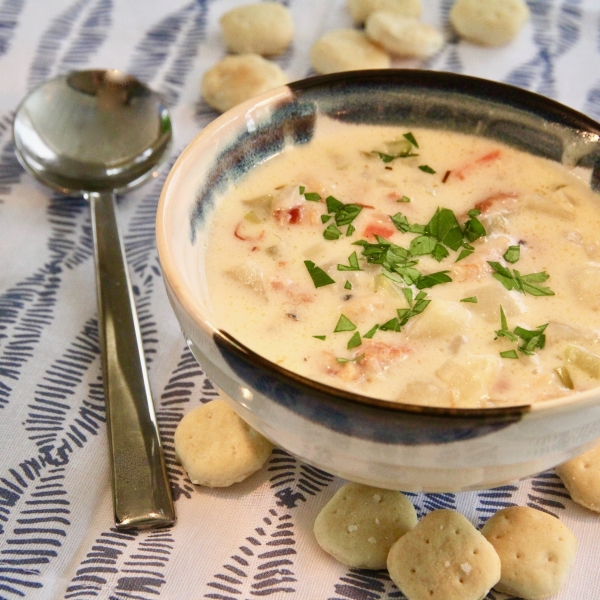 Lisa's Creamy Clam Chowder