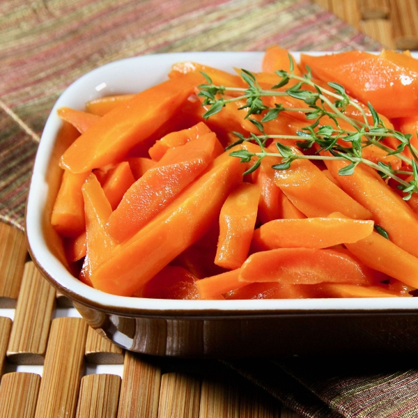 Sous Vide Maple-Glazed Carrots