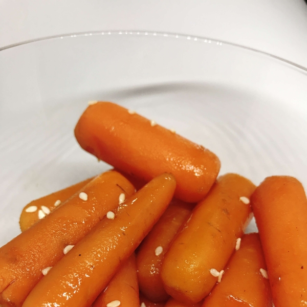 Instant Pot Teriyaki-Glazed Carrots