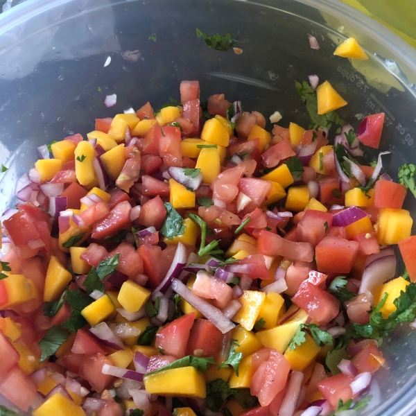 DSF's Fresh Mango Salsa