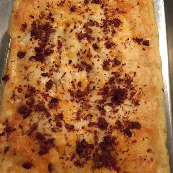 Garlic Mashed Potatoes with Roasted Garlic Cheddar and Bacon