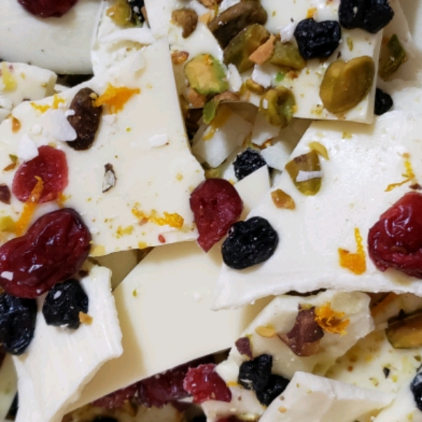 Cherry-Pistachio Bark