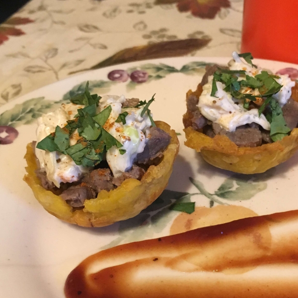 Tostones Rellenos (Stuffed Plantain Cups)