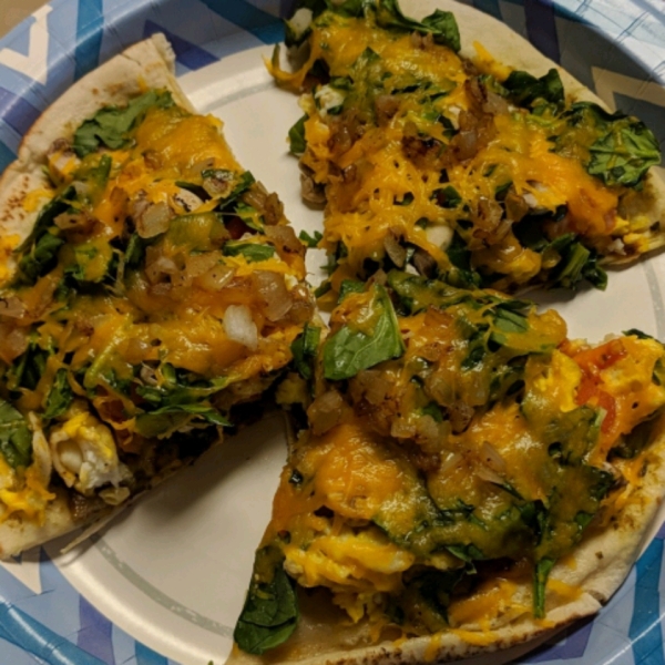 Breakfast Pita Pizza