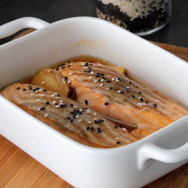 Ginger-Soy Baked Salmon