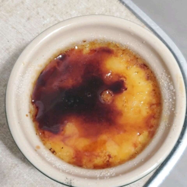 Simple Creme Brulee Dessert
