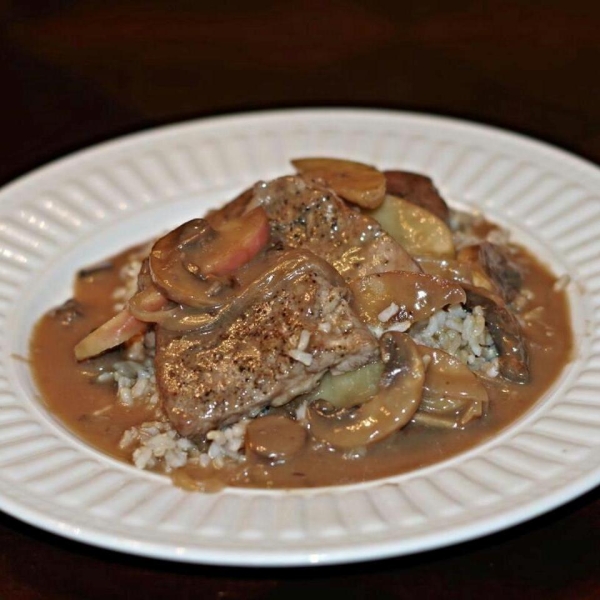 Pork with Apples and Mushrooms