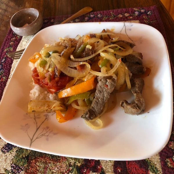 Lomo Saltado (Peruvian Steak Stir-Fry)