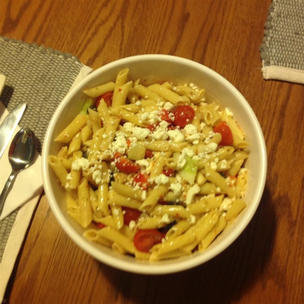 Vegetarian Greek Pasta Salad