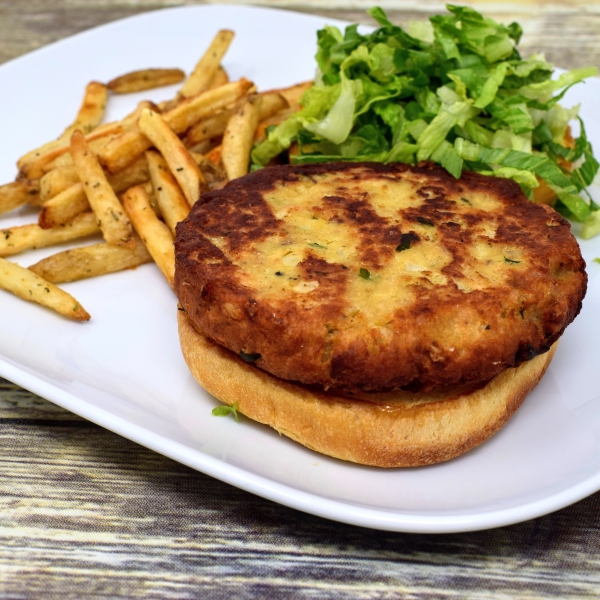 Paleo-ish Salmon Burgers