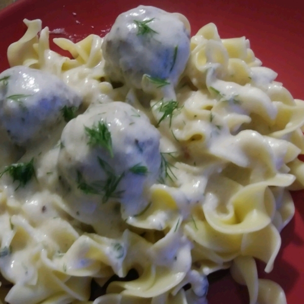 Meatballs in Sour Cream Gravy