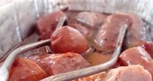Pork Sausages with Caramelized Onion Sauce