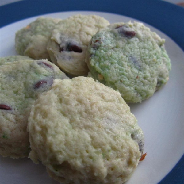 Pistachio Chocolate Chip Cookies