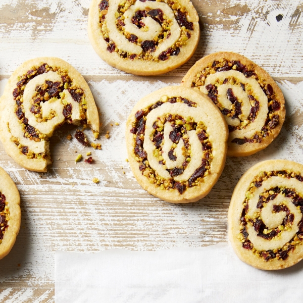 Cranberry-Pistachio Spirals