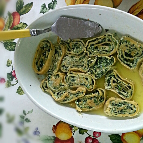 Spinach and Ricotta Lasagna Rolls