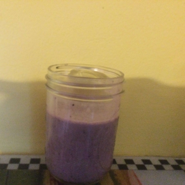 Banana Blueberry Peanut Butter Smoothie