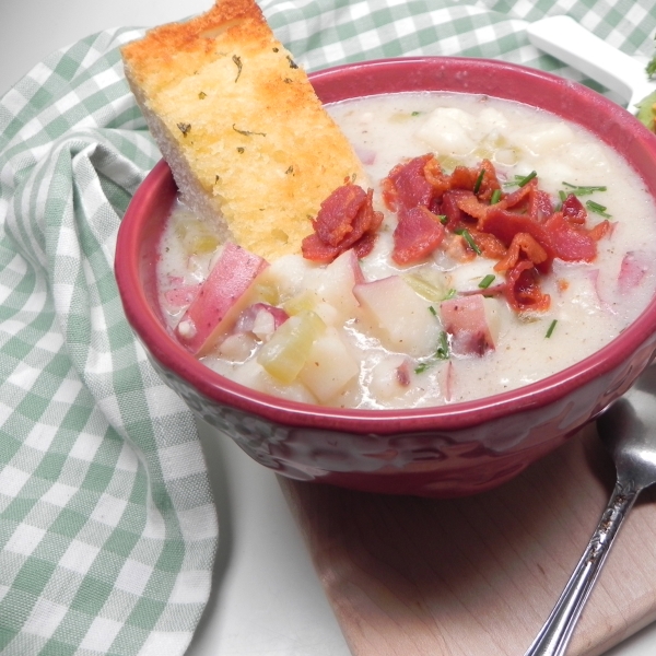 Instant Pot® Potato and Bacon Soup