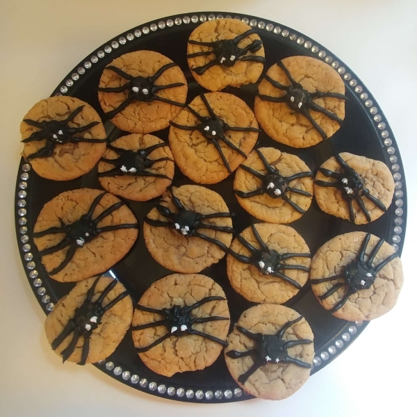 Peanut Butter Spider Cookies