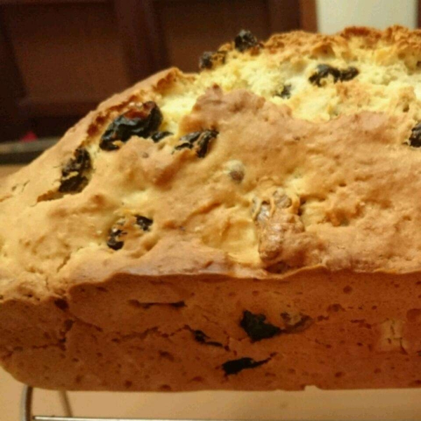 Nut and Fruit Bread