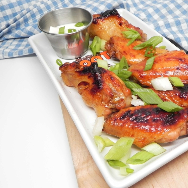 Spicy Balsamic-Glazed Chicken Wings