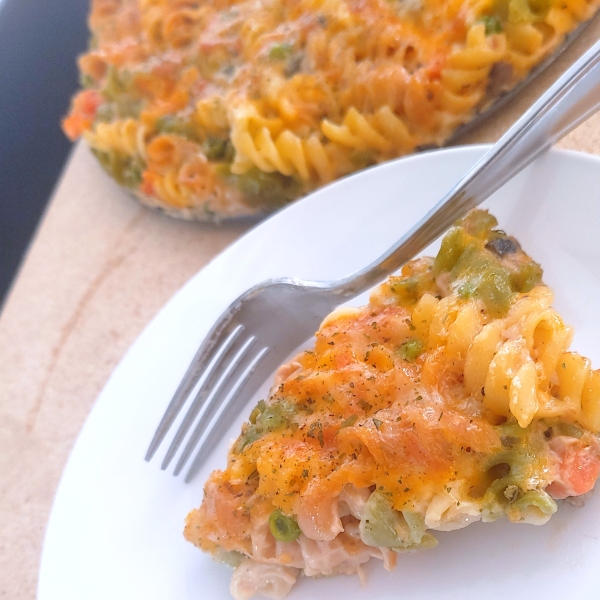 Easy Cheesy Tuna Casserole