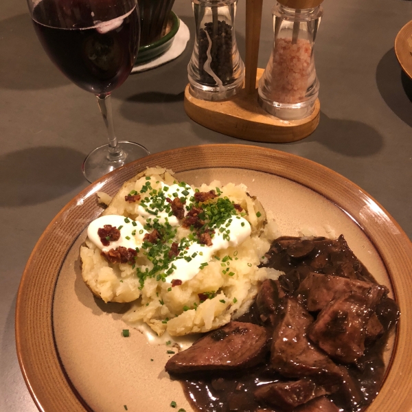 Steak Tips with Mushroom Sauce