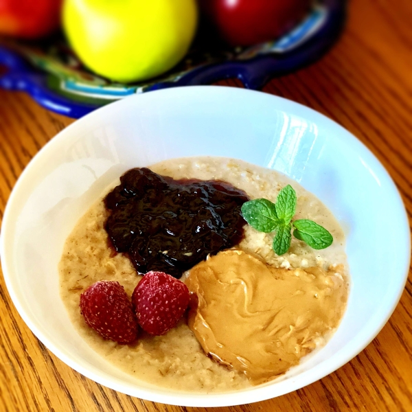 Peanut Butter and Preserves Oatmeal