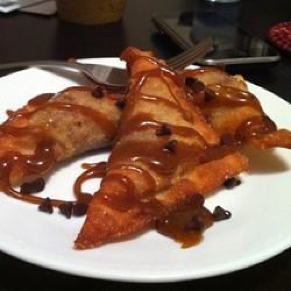 Chocolate Banana Fried Wontons with Grand Marnier® Caramel Sauce