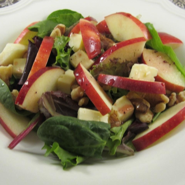 Apple, Brie, and Walnut Salad