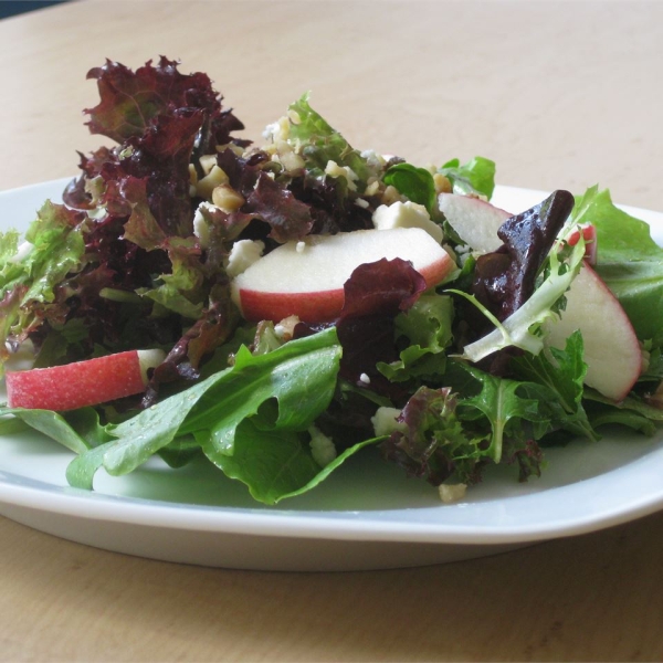 Apple, Brie, and Walnut Salad