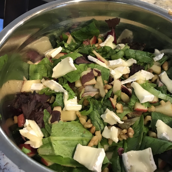 Apple, Brie, and Walnut Salad