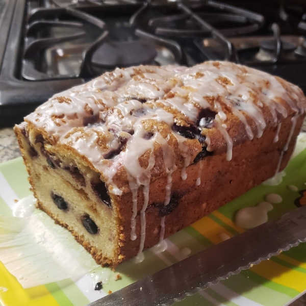 Blueberry Sour Cream Coffee Cake