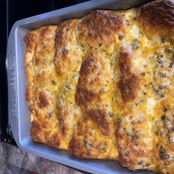 Biscuits and Gravy Casserole