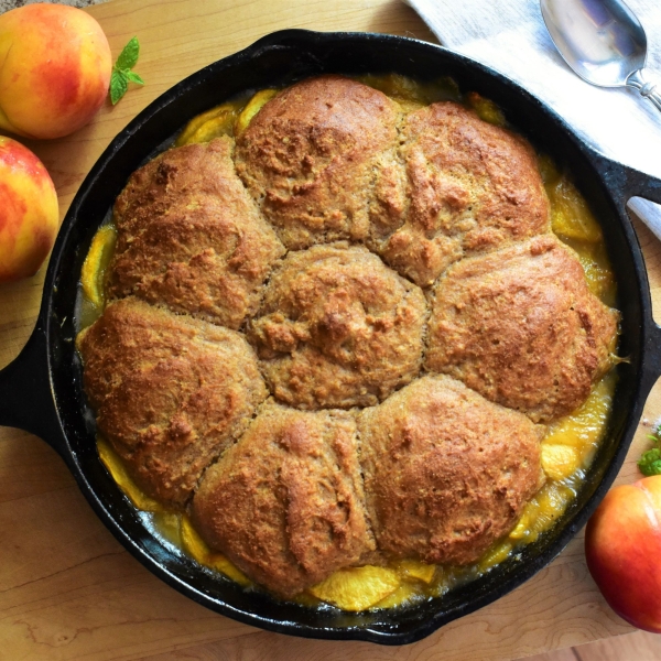 Old-Fashioned Peach Cobbler