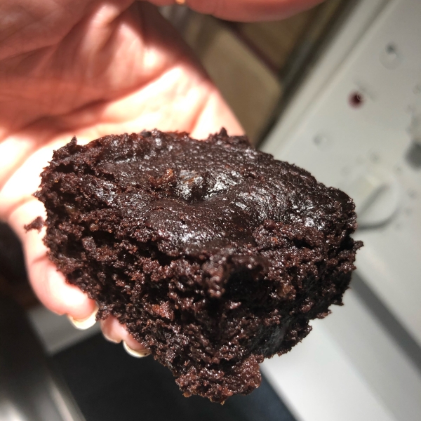 Low-Sugar Date Brownies