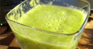 Orange-Pear Green Smoothie with Bok Choy