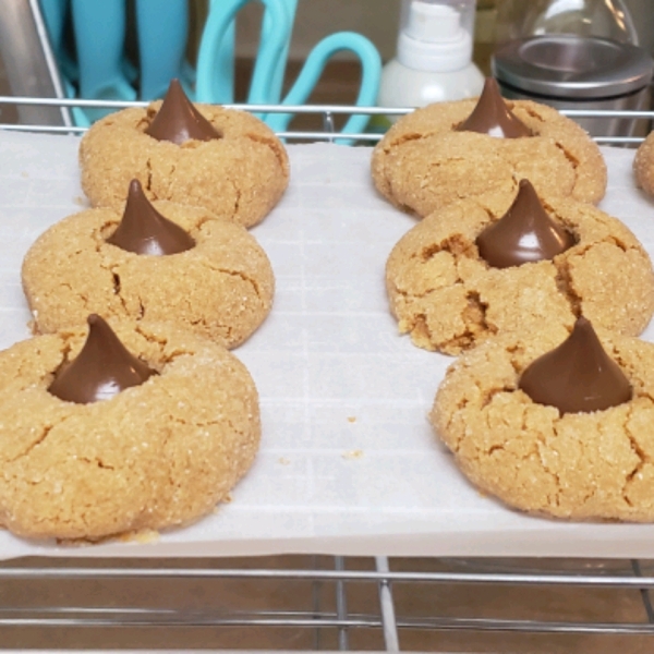 World's Easiest Peanut Butter Blossoms