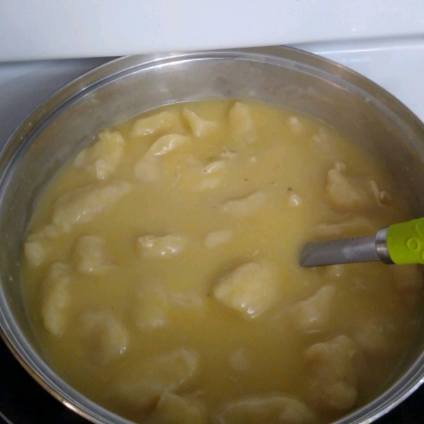 Super Easy Chicken and Dumplings