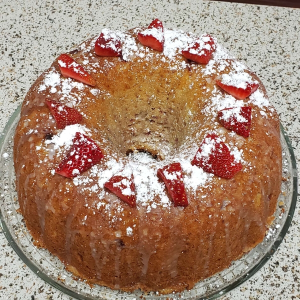 Strawberry Cream Cheese Pound Cake