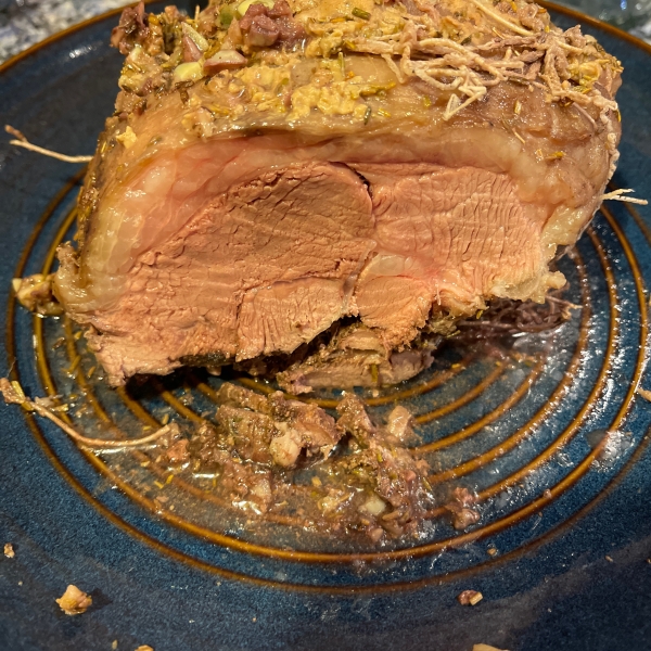 Slow Cooker Roasted Leg of Lamb