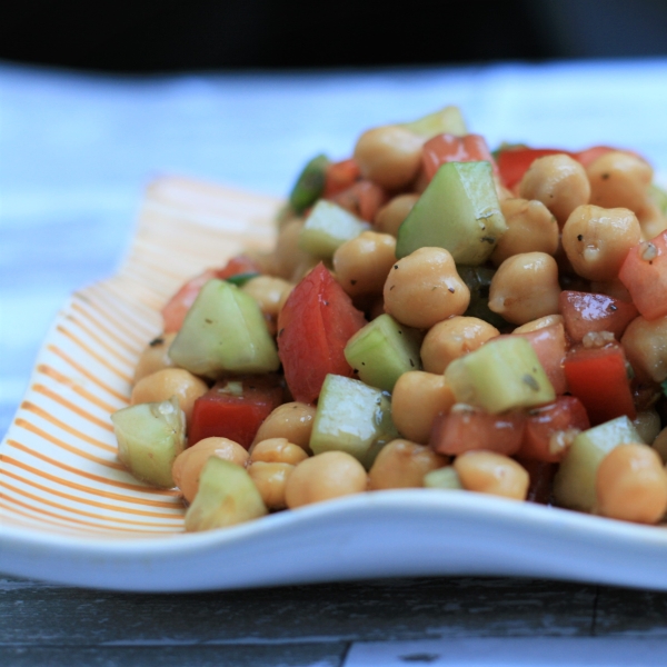 Quick Chickpea Salad