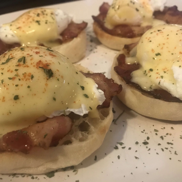 Chef John's Easy One-Bowl Hollandaise Sauce