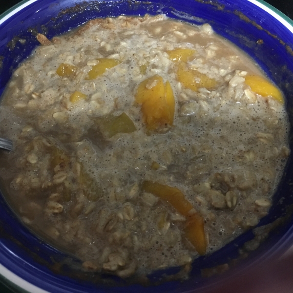 Peachy Oatmeal