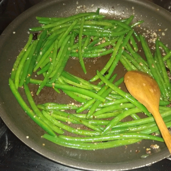 Spicy Indian (Gujarati) Green Beans