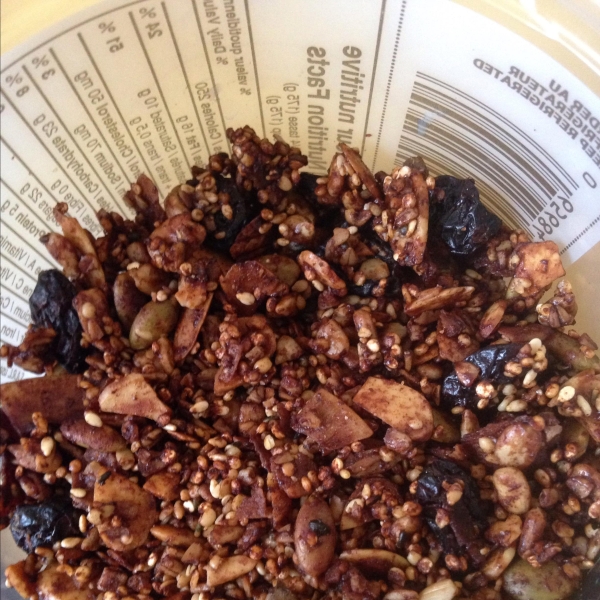 Quinoa and Steel-Cut Oats Crunchy Granola