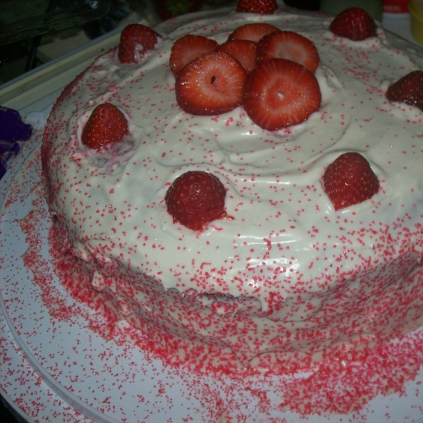 Red Velvet Strawberry Cake