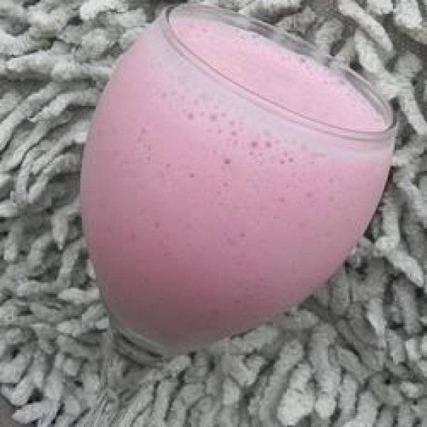 Cantaloupe Berry Smoothie
