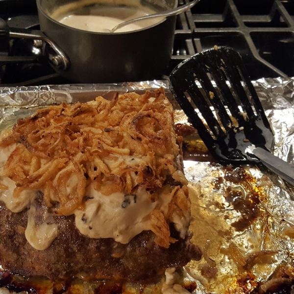 Meatloaf with Sour Cream Sauce