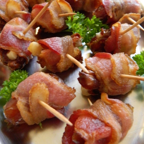 Bacon-Wrapped Dates Stuffed with Manchego Cheese