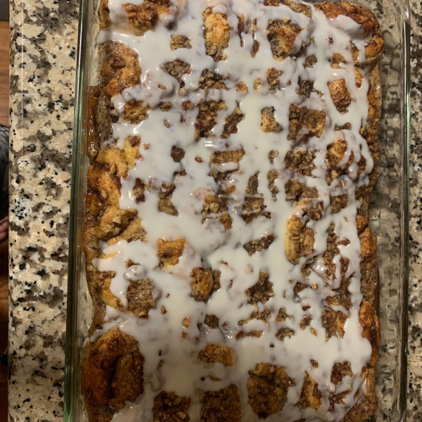 Easy Cinnamon Roll Casserole